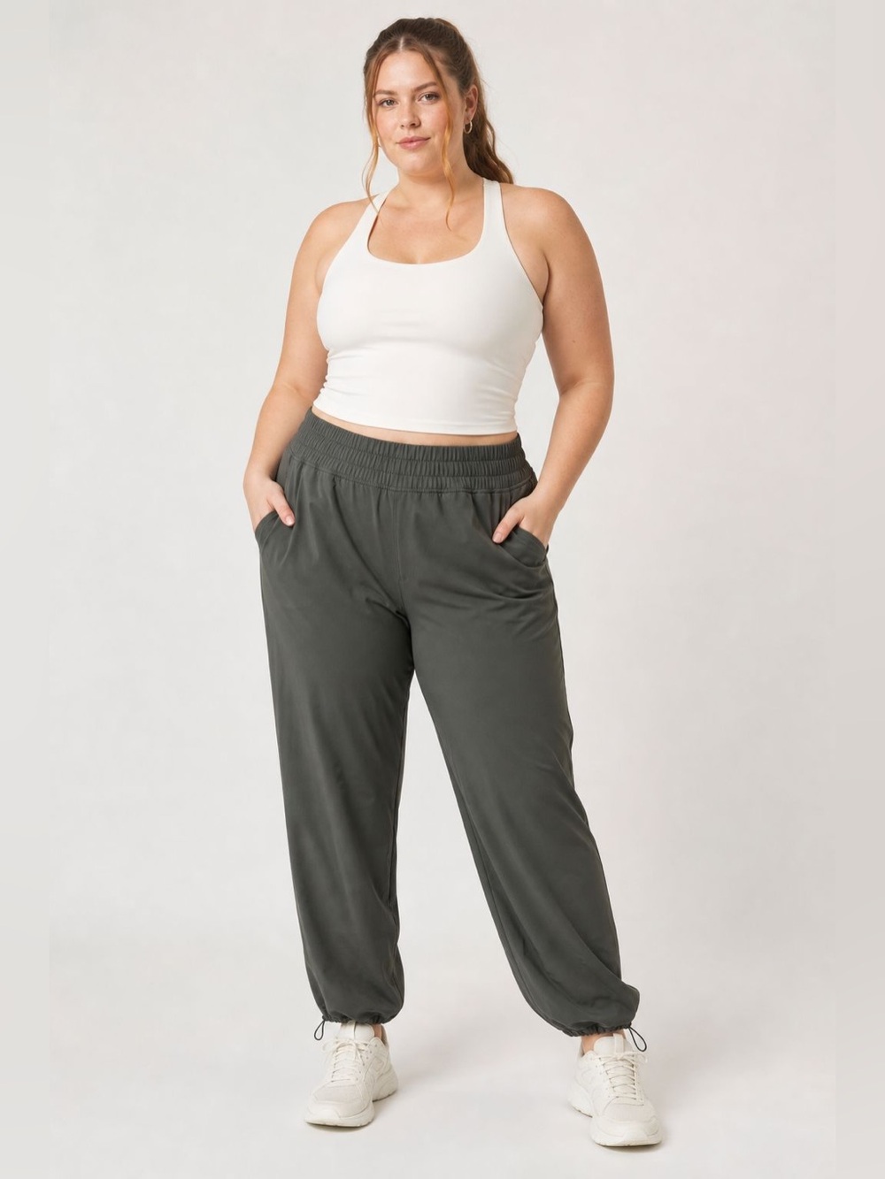 NWT Apana Green Cargo Jogger Pants L